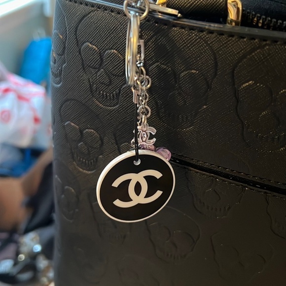 CHANEL Accessories - CHANEL KEY CHAIN